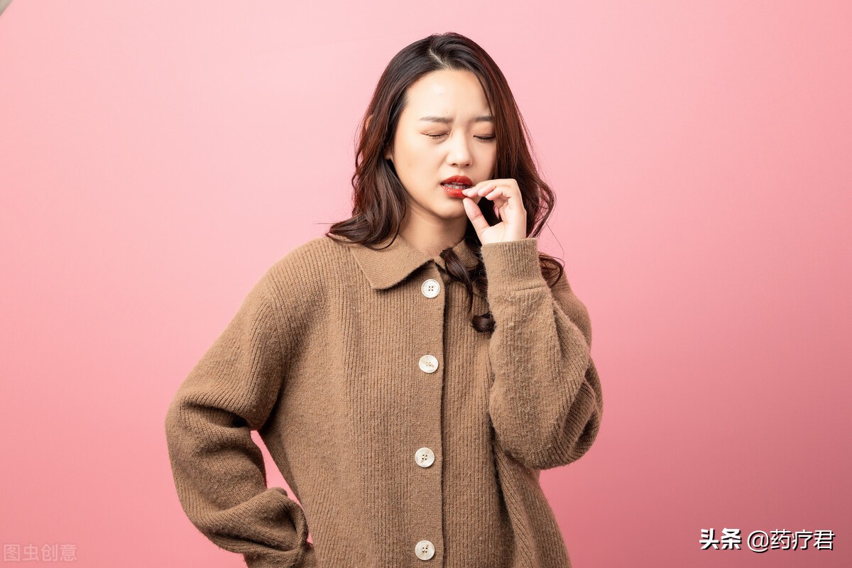 嘴巴随时长溃疡是怎么回事,嘴巴反复长溃疡是什么原因