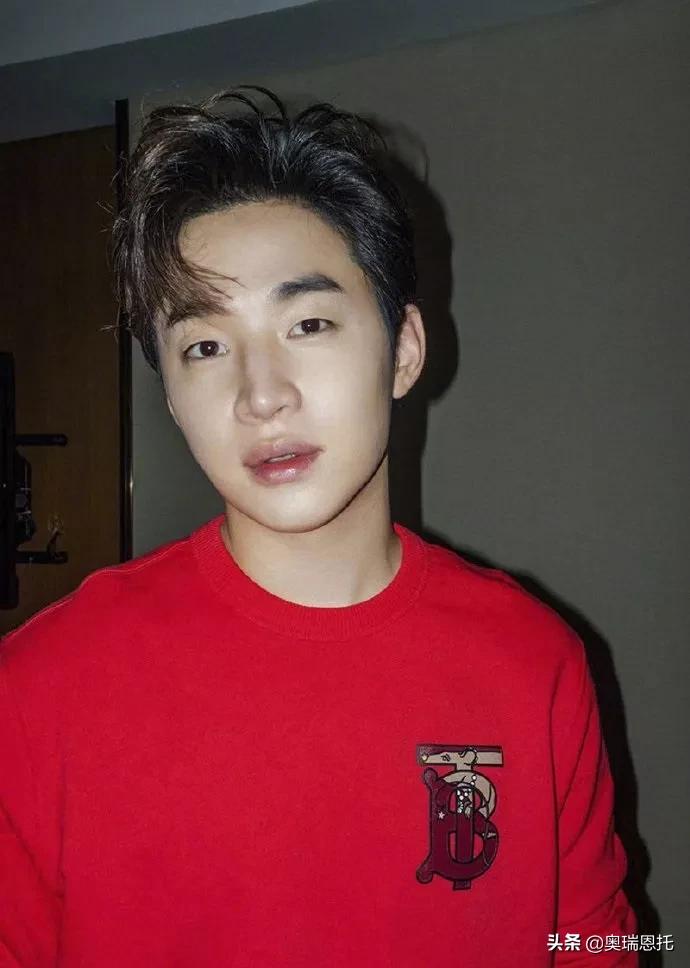 burberry深蓝色搭配 (burberry鼠年限定)