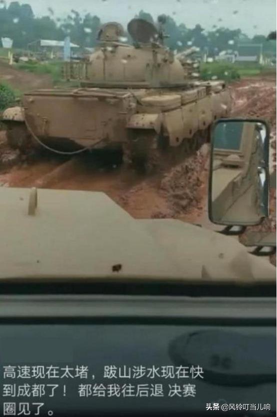 当初那个一夜爆火的“成都小甜甜”，引众多富豪表白，现状如何？