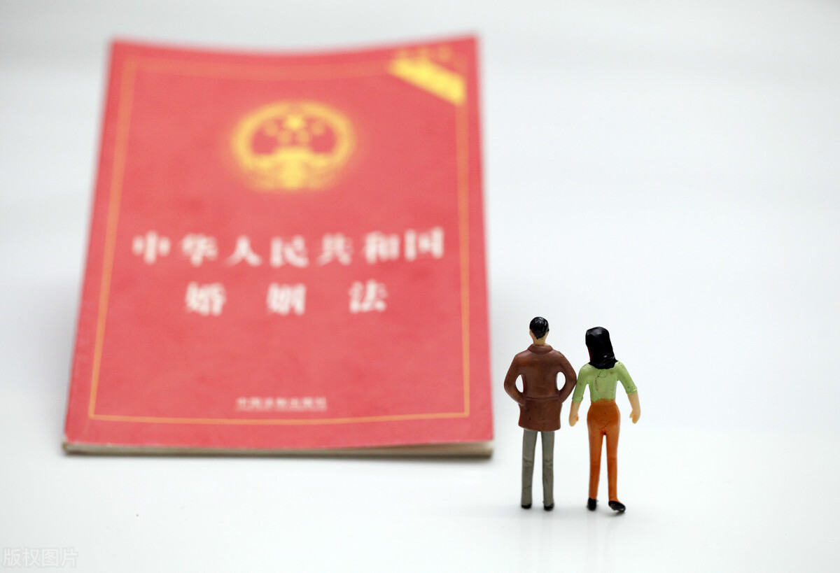 与未成年女性发生x生活,犯罪违法吗?对于女性的伤害有多大?