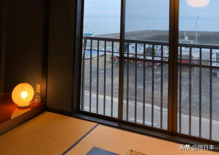 轻奢极简露天温泉,超梦幻的露天温泉