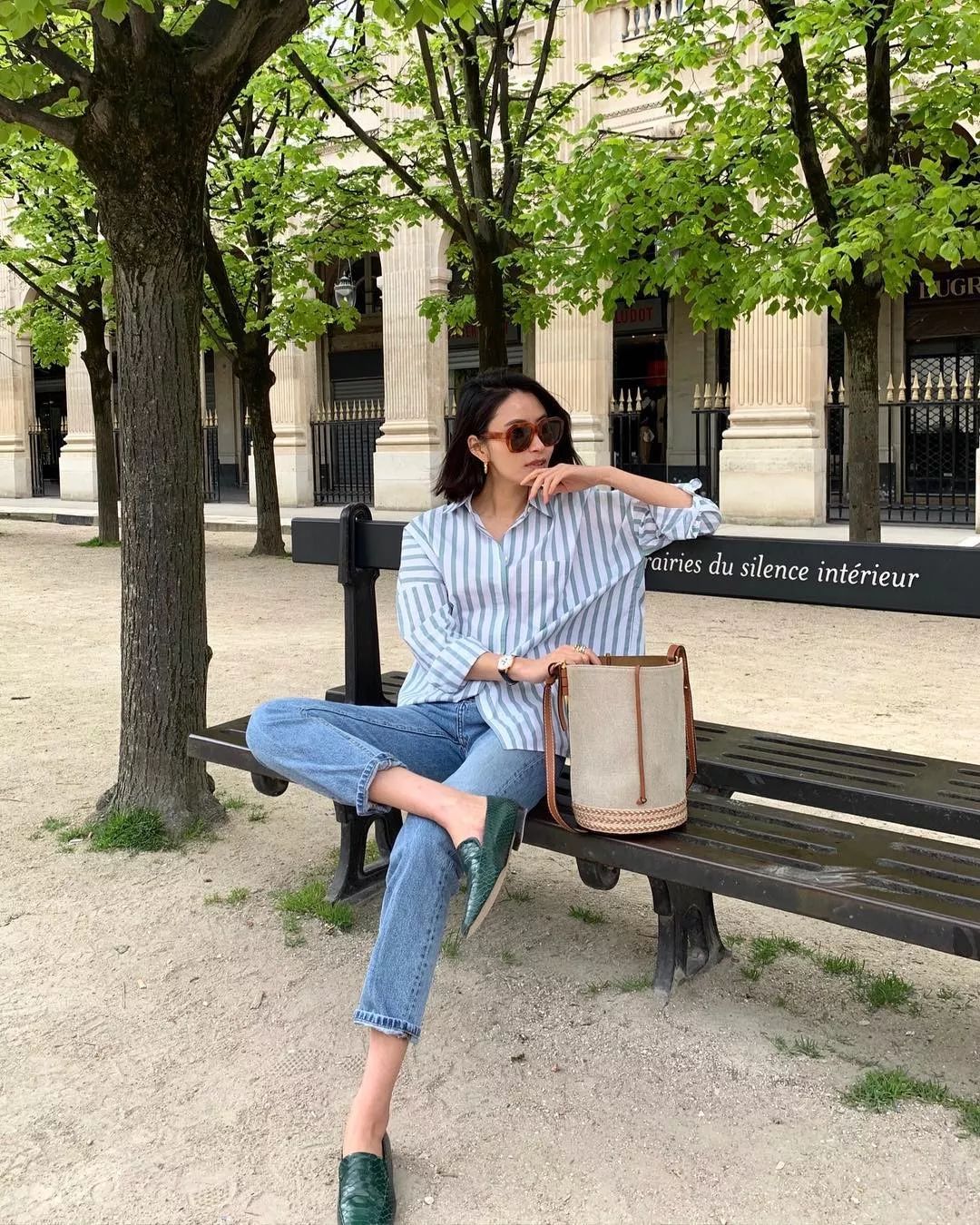 elborndoris穿搭博主,elborn素色穿搭