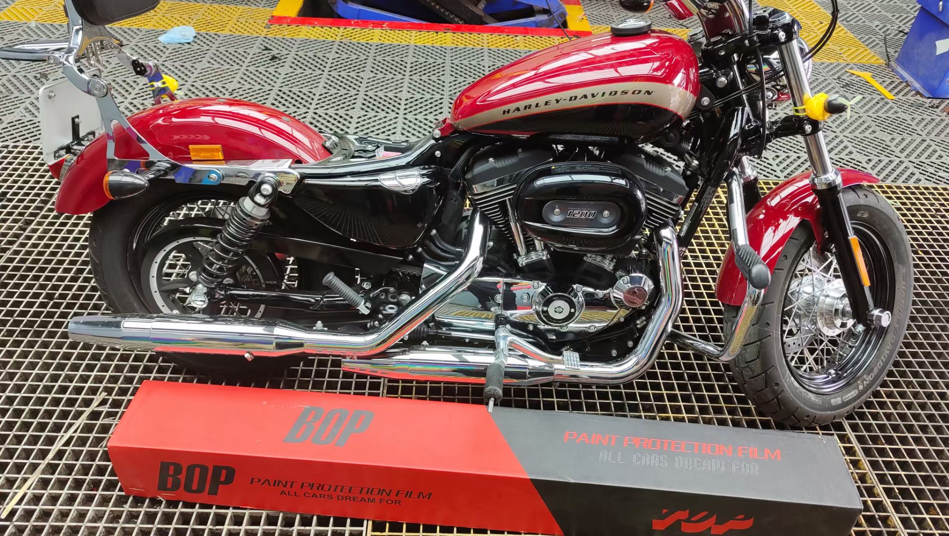 哈雷戴维森复古1200cc,哈雷戴维森1200custom定制版改装