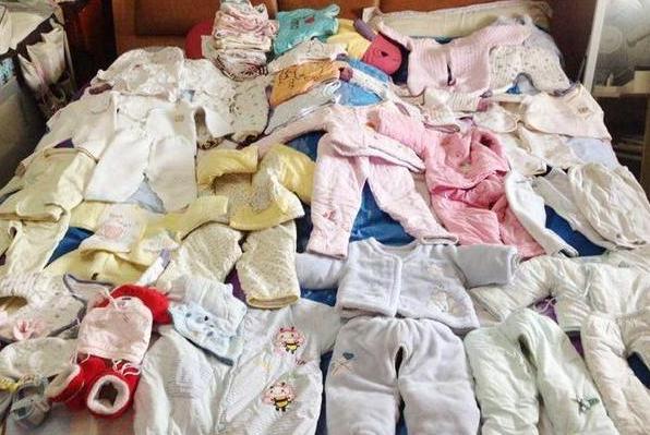 宝宝的旧衣服扔掉好不好,宝宝的旧衣服送别人不要