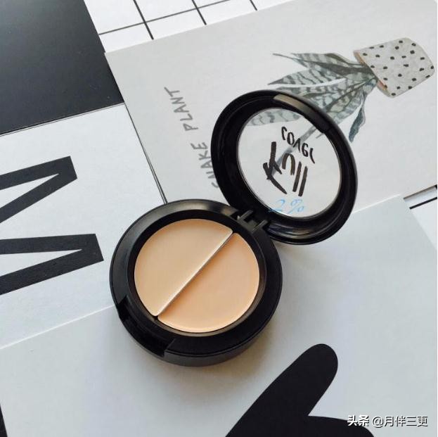 脸上瑕疵多能不能用遮瑕代替粉底,用了遮瑕再用粉底遮瑕就遮不住了