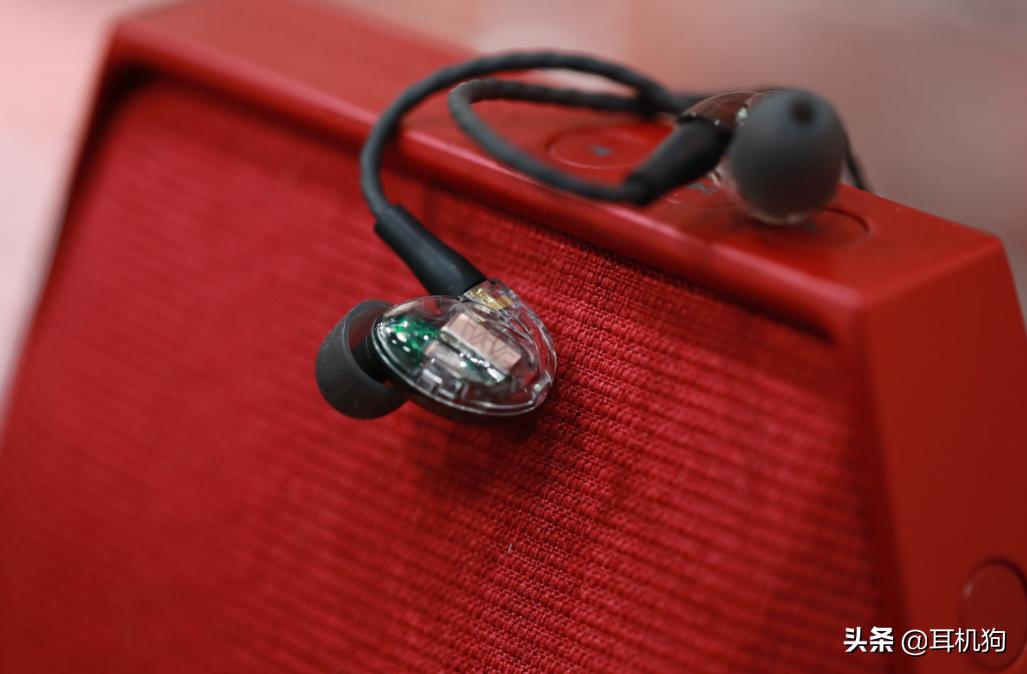 被日本媒体评价最合适3k价位入耳式动铁耳机威士顿umpro30评测