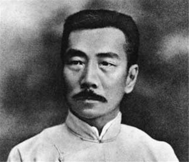 鲁迅玩伴闰土，本人晚年生活凄惨，子女后代却完美逆袭，幸福一生