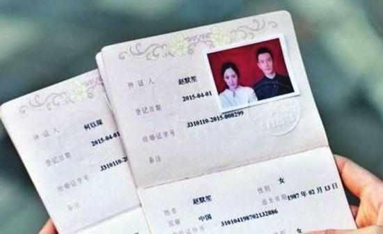 盘点娱乐圈的明星婚纱照,娱乐圈八对明星结婚证件照大比拼