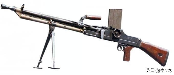 二战最好的轻机枪和重机枪,轻机枪和重机枪的区别在哪