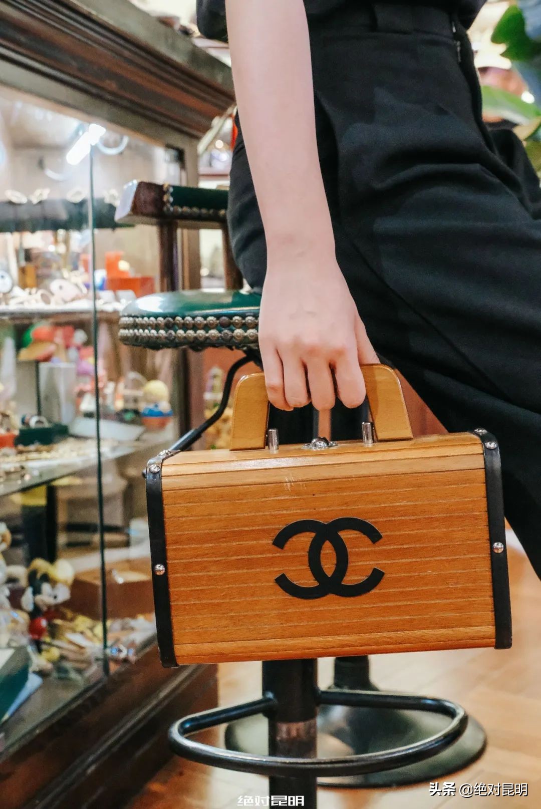 乘时光机回到2019年的科切拉,乘时光机穿梭