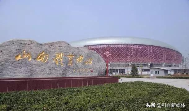 各个皆风景！红凤巢玉如意……吸睛的二青会场馆