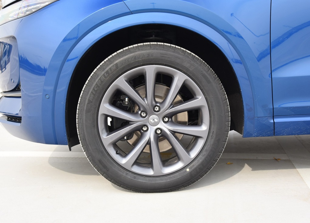 理想one电动车是电还是油,理想one电动车能燃油优先吗