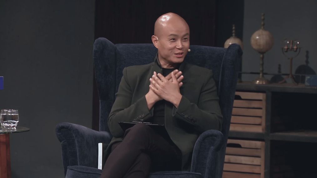 46岁的乐嘉，混成这样该怪谁呢？成于富豪妻子败于自己