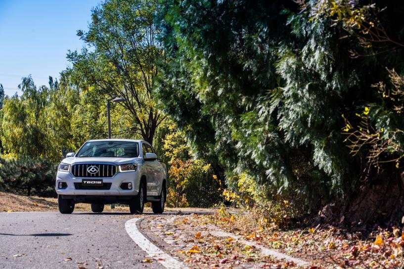 自驾开皮卡还是越野,自驾开皮卡