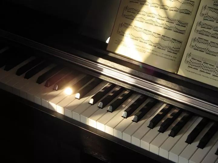 孩子考级总是考不过去怎么教育,为什么别人家孩子能考100分