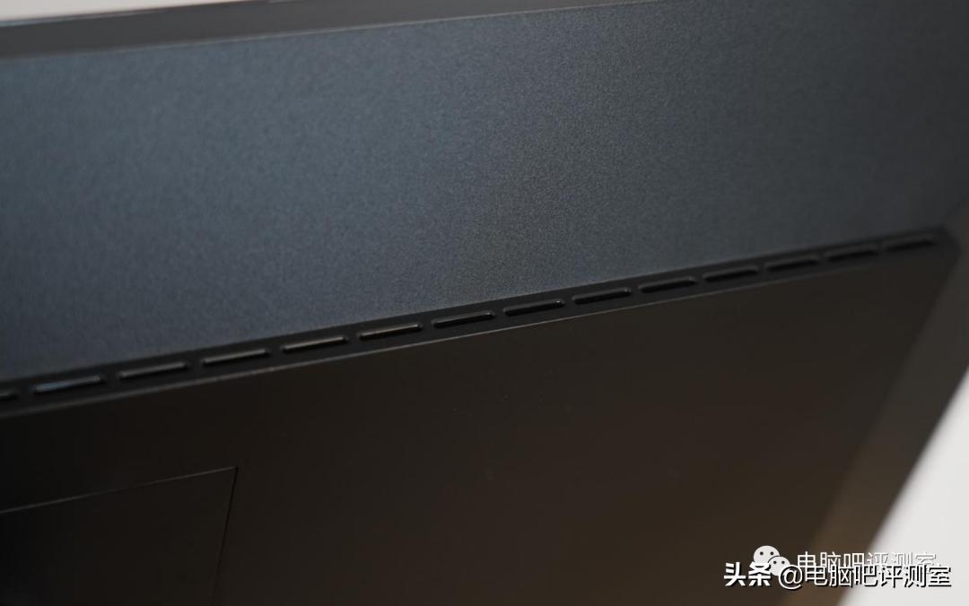 24寸带鱼屏显示器推荐,26寸带鱼屏显示器