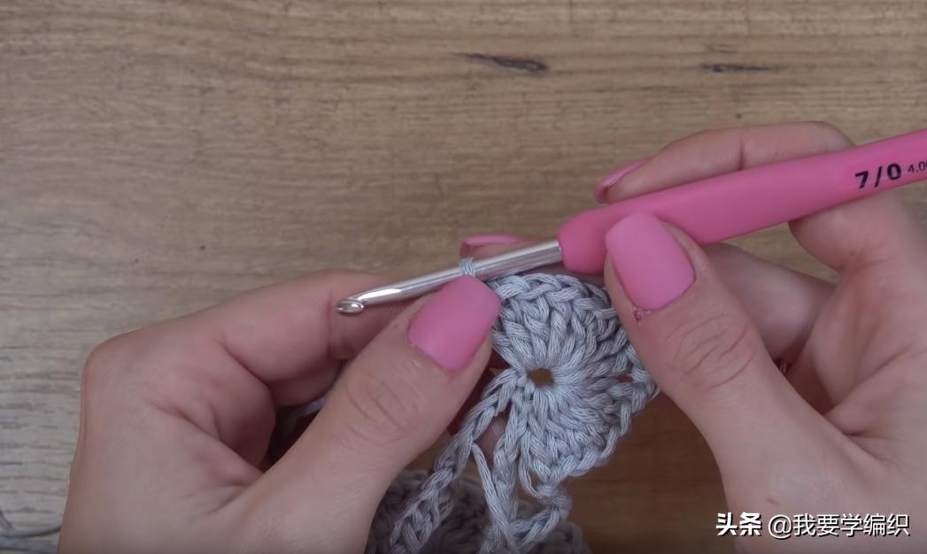 最新款钩披肩花样连接教程,简单易学钩披肩花样