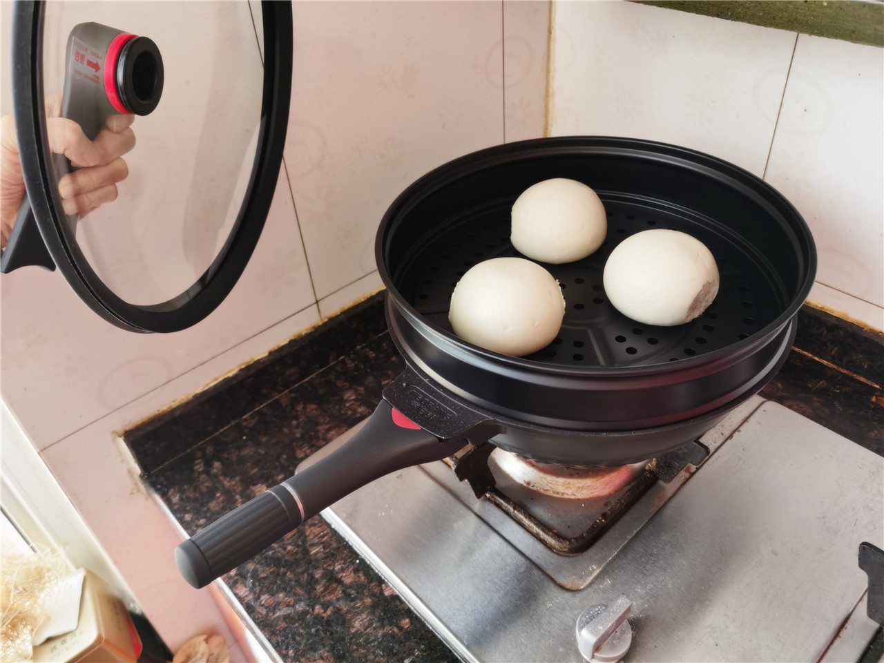 帝伯朗钛金多用深煎锅,帝伯朗和钛金多用锅