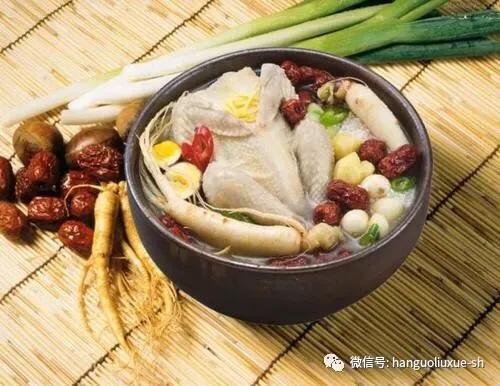 ｛韩国冷知识｝“多喝冷水”韩国小姐姐冬天光腿的终极奥秘是？！