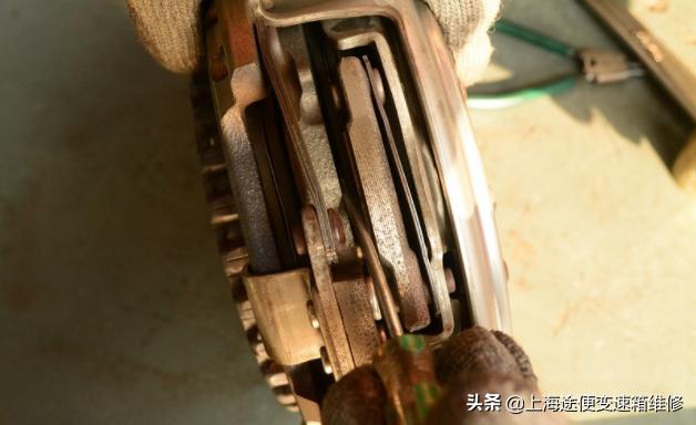 高尔夫双离合变速箱异响怎么解决,高尔夫七速双离合变速箱不升挡