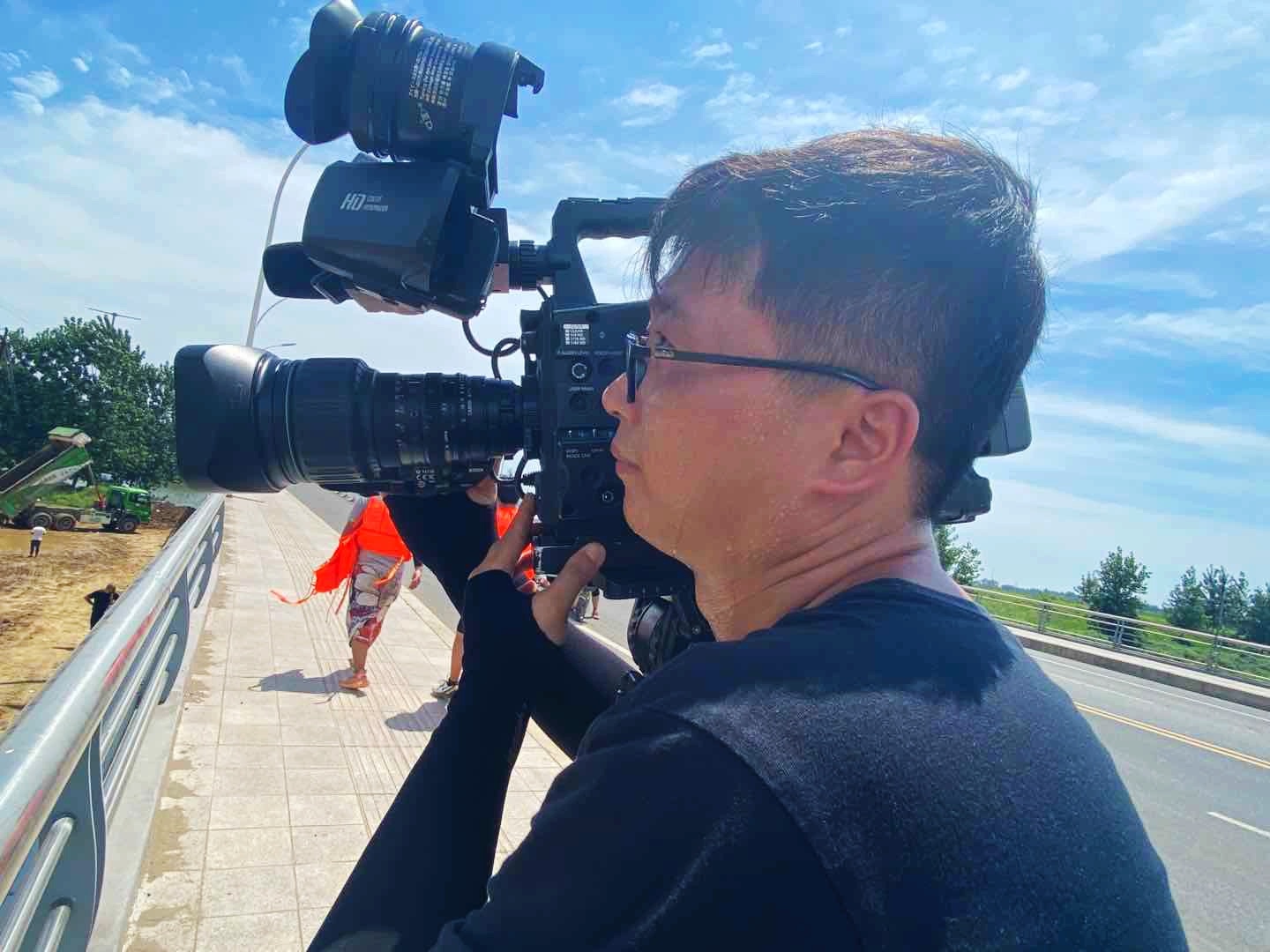 江苏省徐州市新沂市最帅的人,酷暑里最酷的人