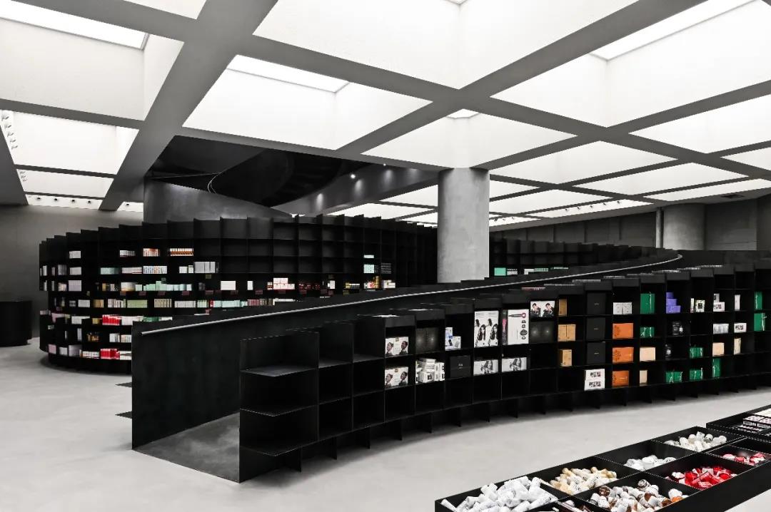 买手制走红的背后，为实体美妆带来的思考