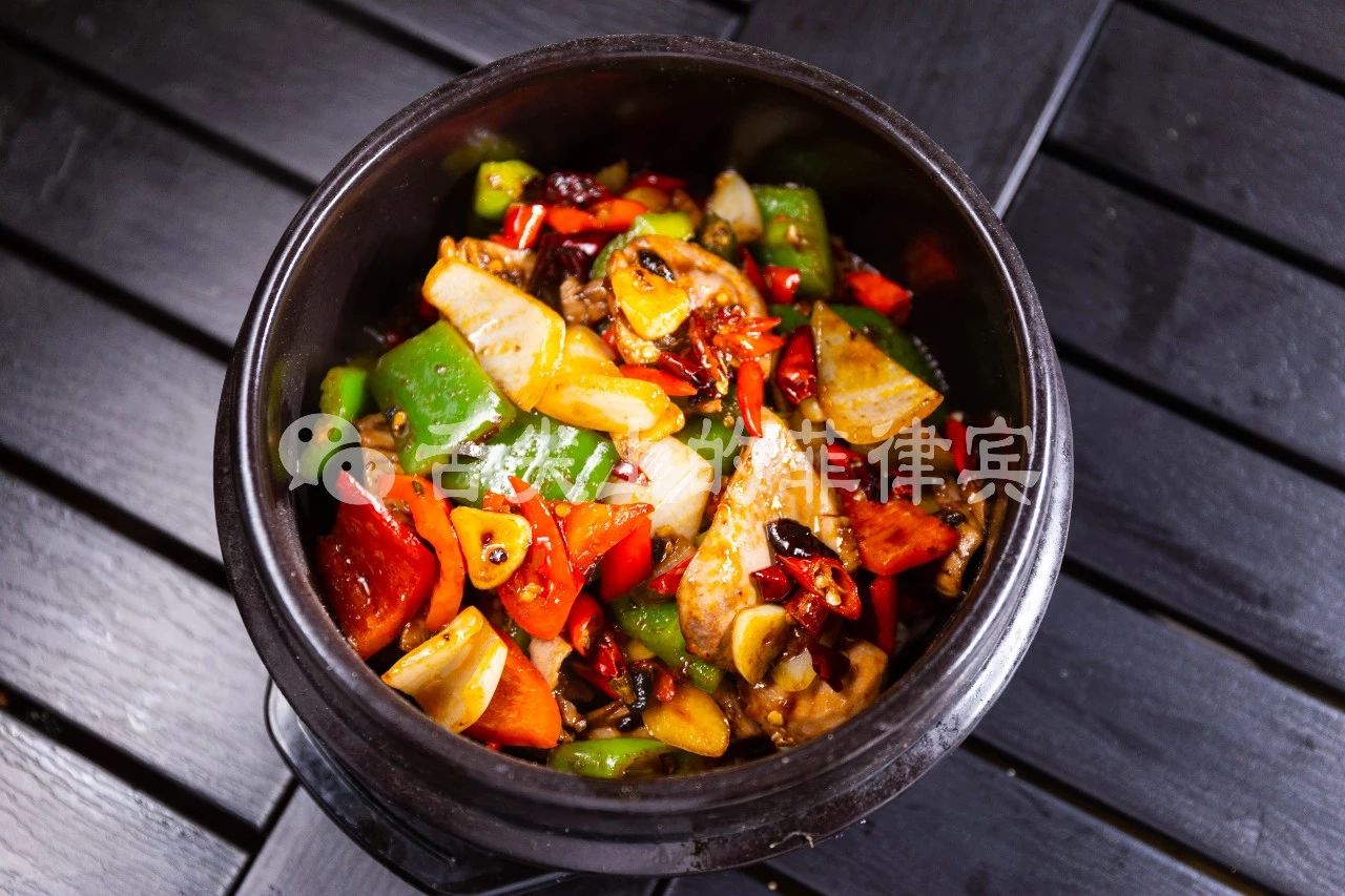 吉林延边女老板将中国美食带到菲律宾,生意火爆