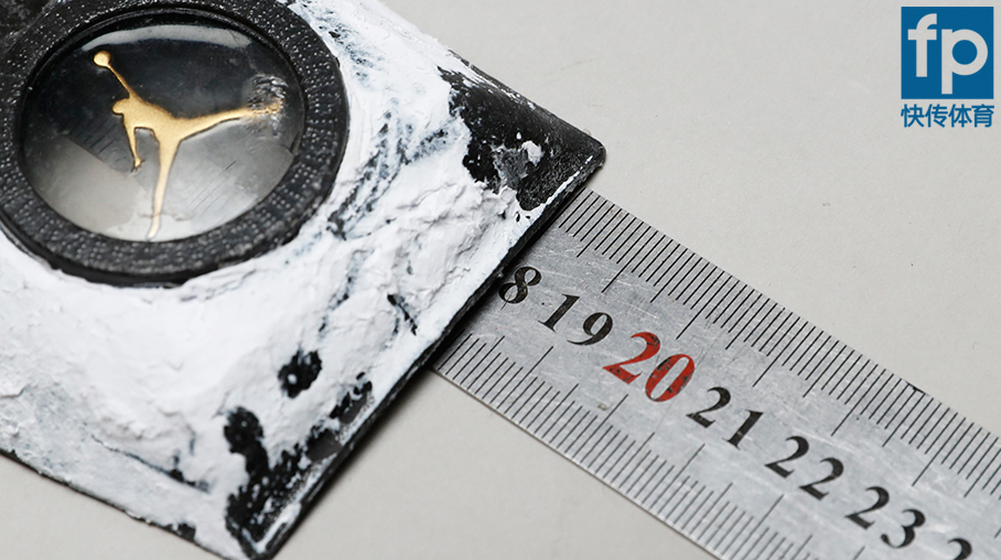 aj33容易崴脚吗,aj33易崴脚吗