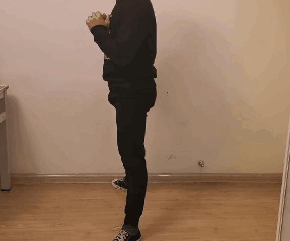 改变腿型的交叉蹲,正确深蹲法教你翘臀不粗腿