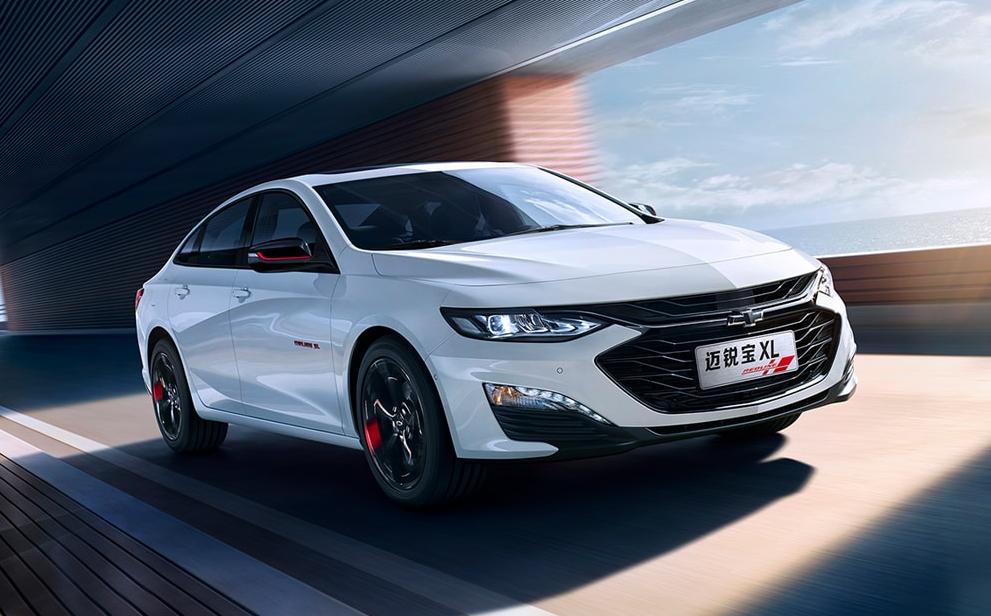 帕萨特迈腾哪个更有档次一点,帕萨特迈腾到底哪个贵