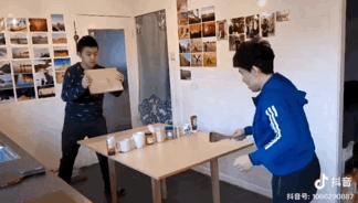 心态崩了,我的健身教练追到抖音上来了