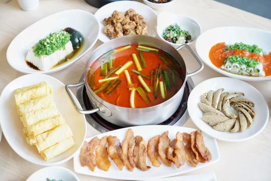 贵阳豆米火锅野菜馆,贵阳豆米火锅制作方法