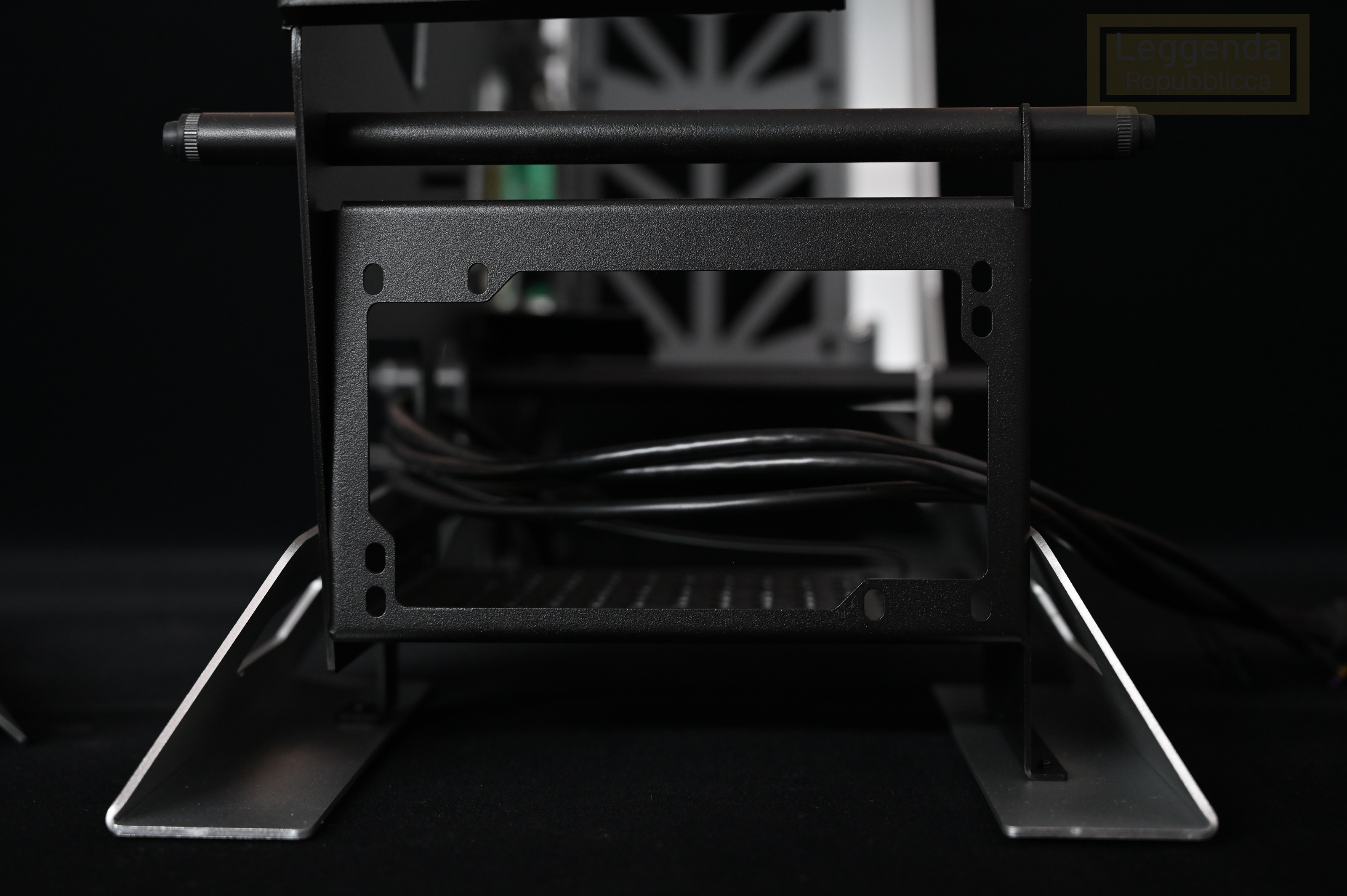 铁血战士机箱测评,大水牛铁血战士机箱分体水冷