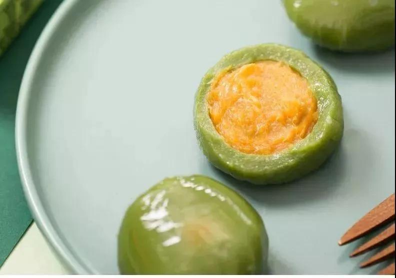 小龙虾味螺蛳粉,小龙虾味无骨鸡爪