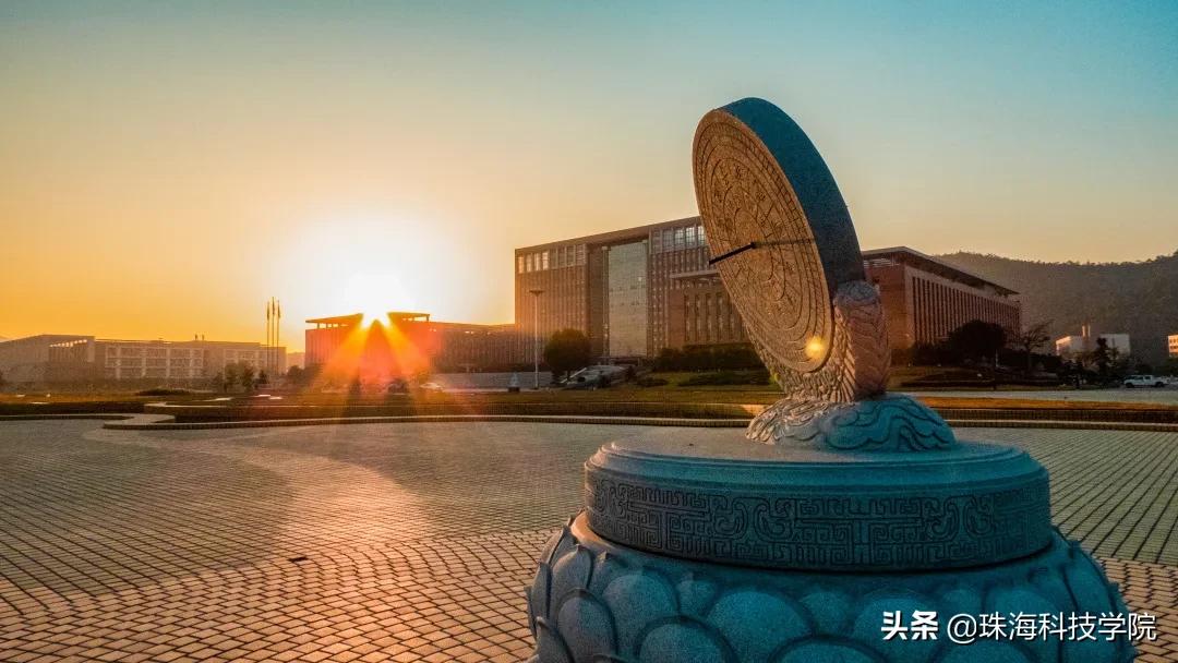 读一所校园环境和学习氛围全方位一流的大学是什么体验？