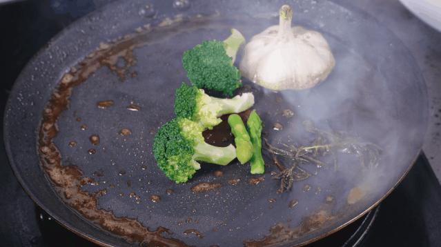 教你5分钟做好一道美味的牛排,牛排零失败