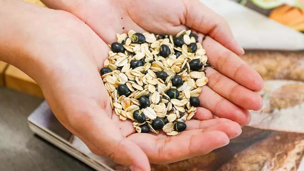 厦门黑豆腐,厦门黑豆腐视频