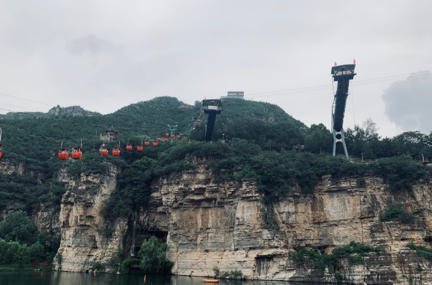 给大家推荐七种蹦极的好去处,哪里的蹦极最刺激