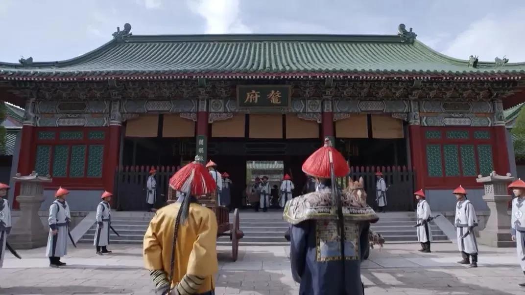 张一山跟杨紫可能成一对吗,现在的张一山配杨紫吗