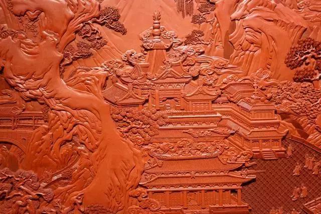 千涂万抹髹为底，刀走龙蛇出雕漆，用现代眼光鉴赏古老工艺！