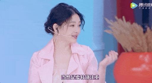 大牌口红和廉价口红上嘴的差别 (口红再贵也涂不出效果)