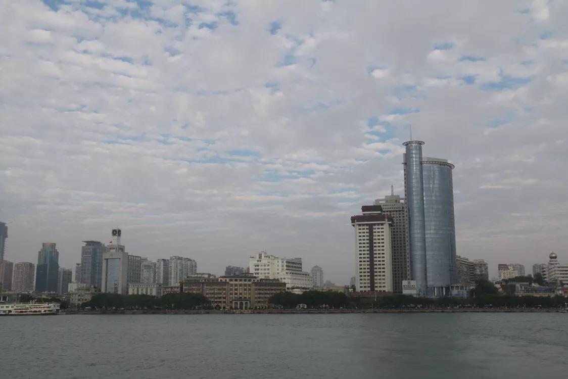 台湾人民隔海看厦门,台湾海峡看得到对岸吗