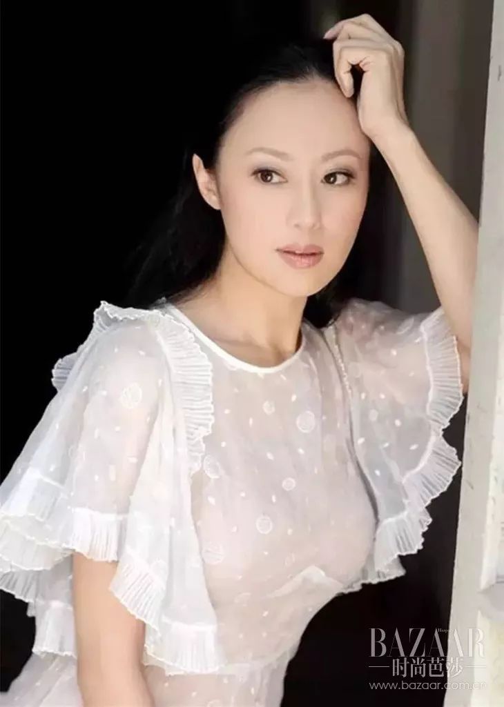 章小蕙为什么这么白,章小蕙为何能再次赢得眼球