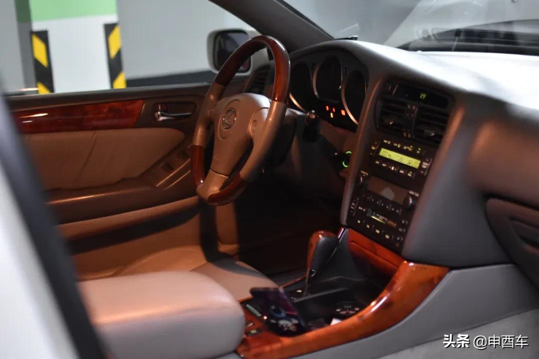 雷克萨斯咬地鲨is250老款,雷克萨斯is咬地鲨什么时候换代