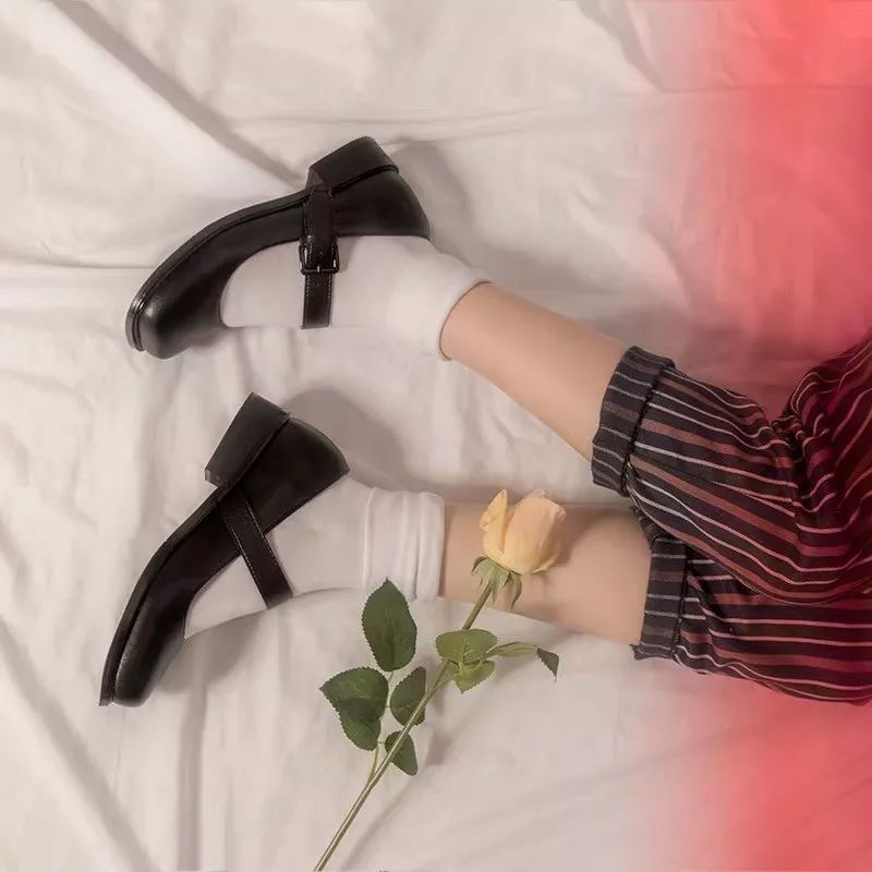 脚长怎么选鞋显脚小,脚胖脚宽不好看穿什么鞋