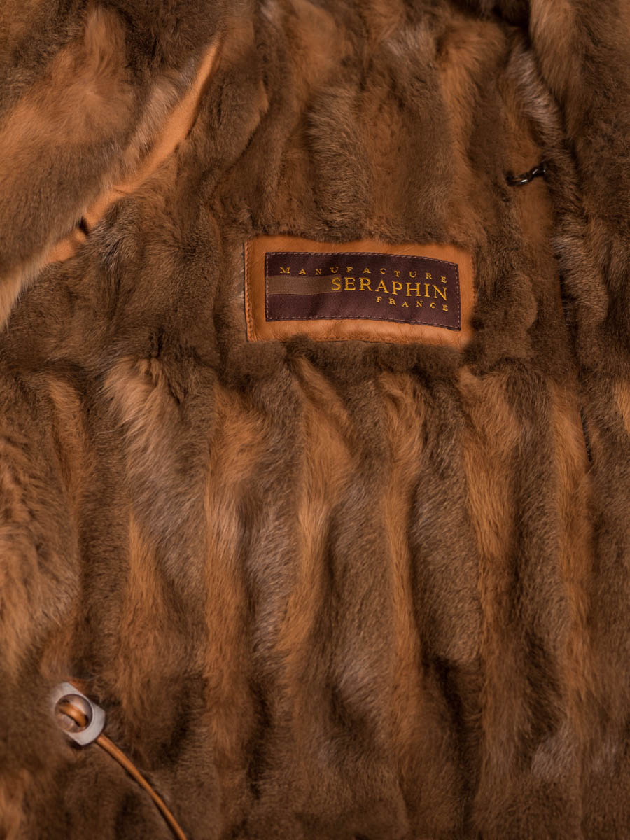 羽绒服选购及穿搭技巧分享,怎么选羽绒服才穿得好看