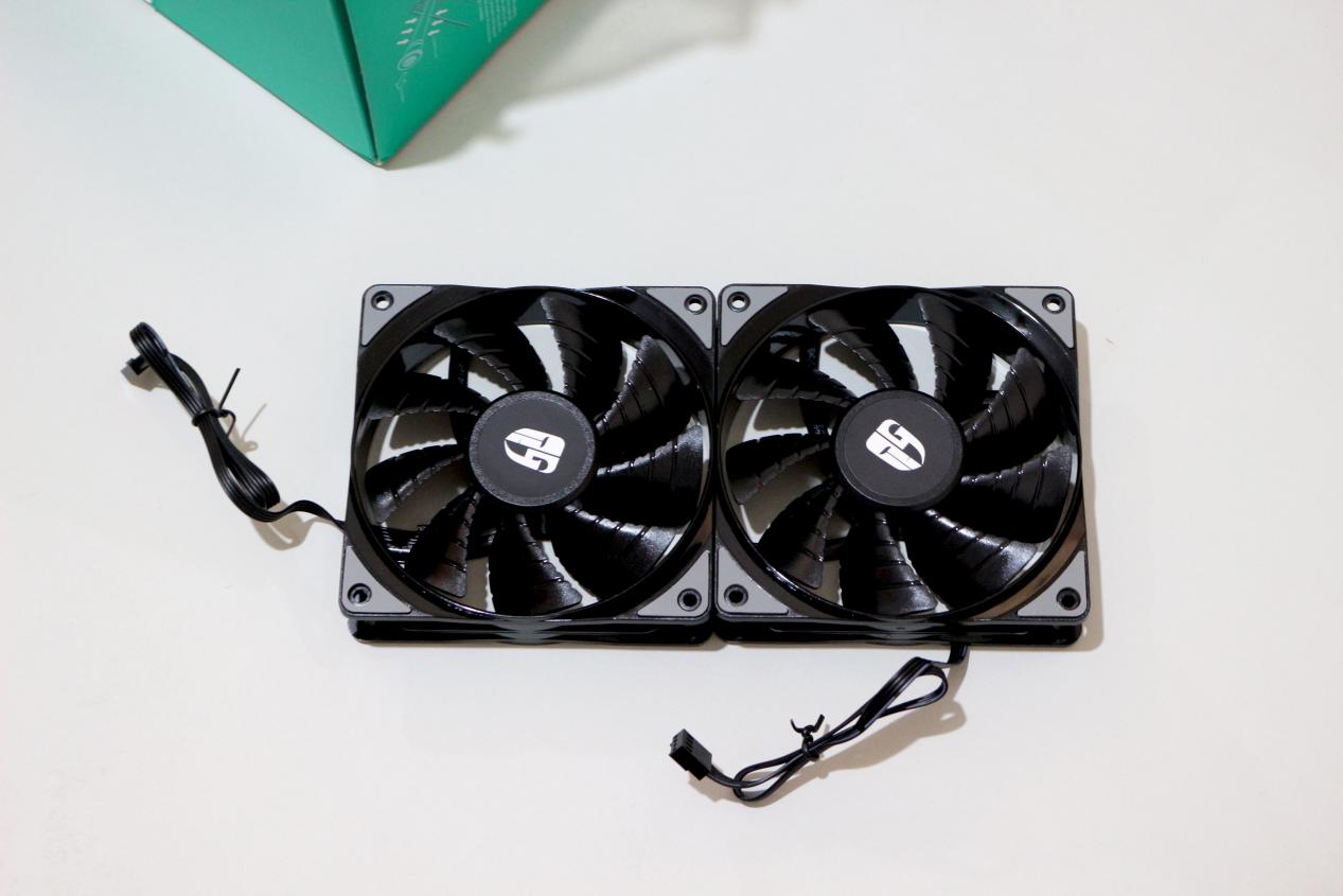 CPU温度居高不下CPU散热你真的选对了吗？教你三步选对散热