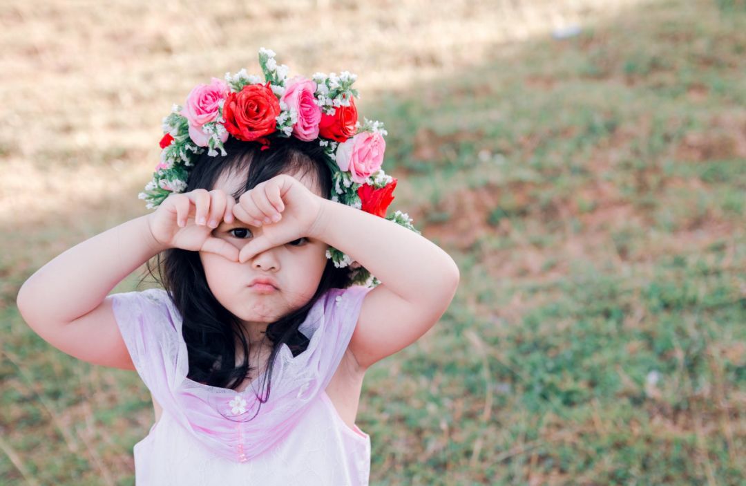 一位中年男人的“自恋”:爱与自由环境下长大,人生有多爽?