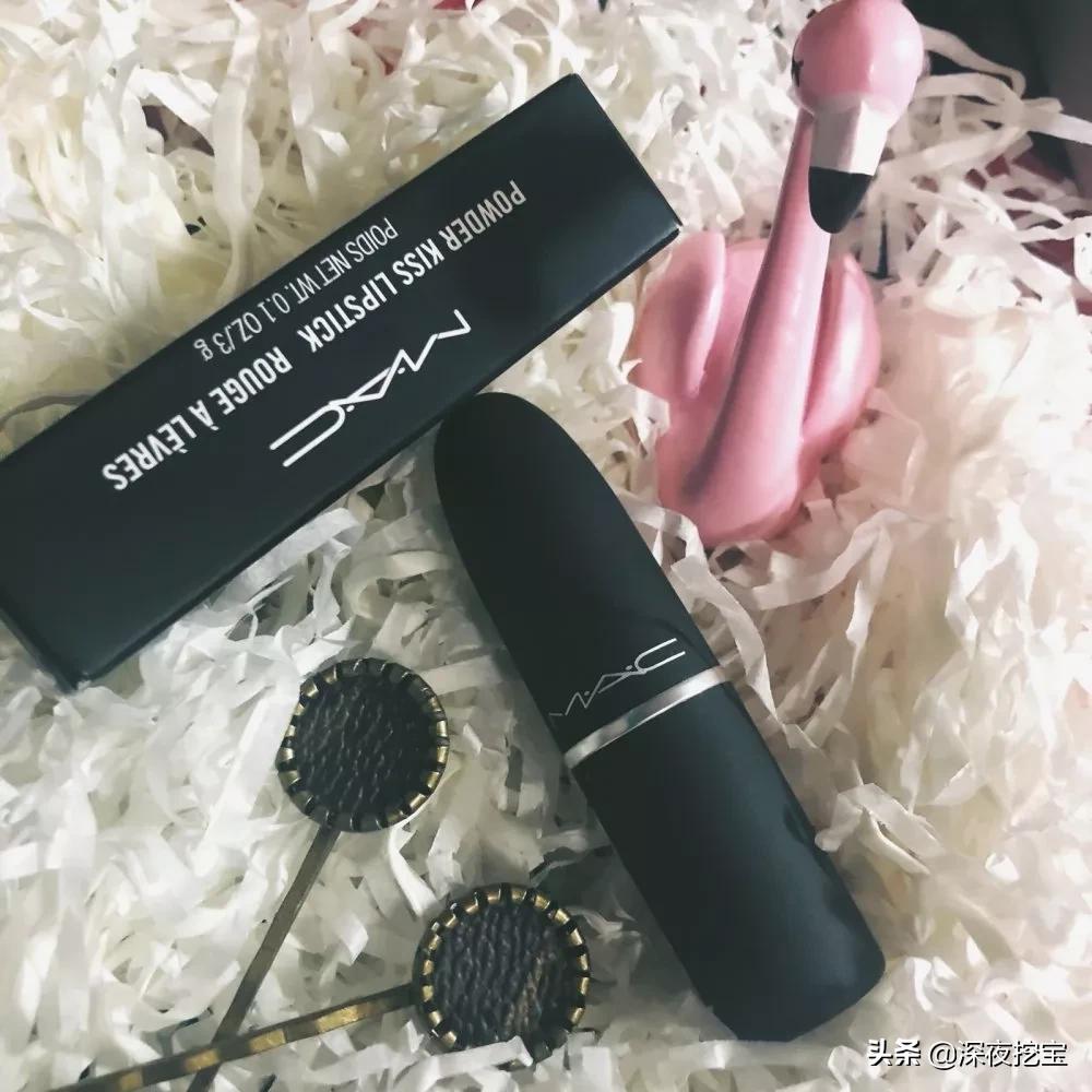 爆款热卖素颜涂都好看显白的口红,素颜涂什么色口红显白