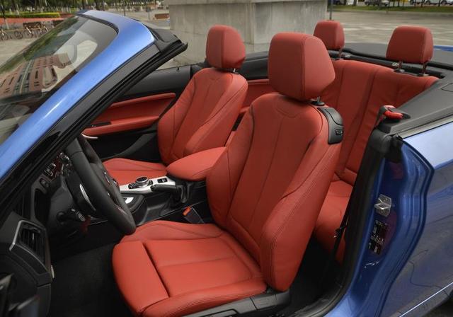 宝马2系多功能旅行车7座2021款,宝马2系coupe2022款双门试驾